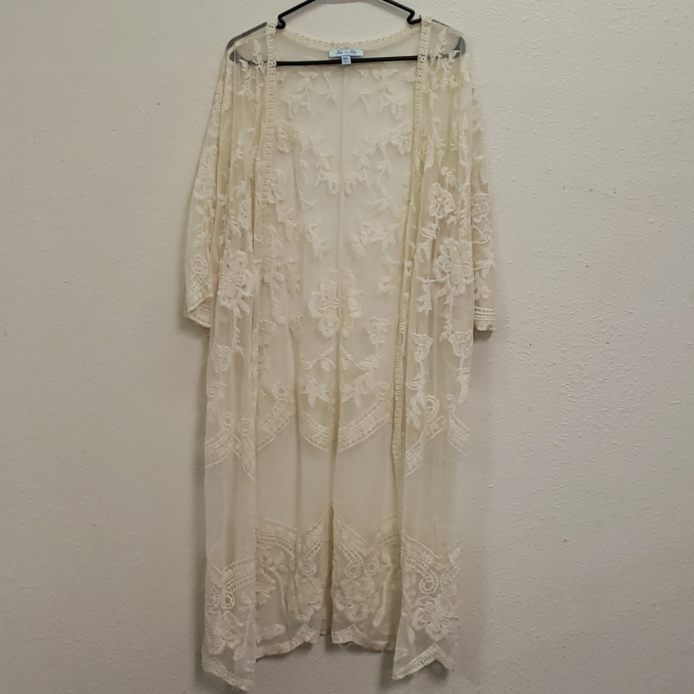 She and sky cream lace kimono size m/l